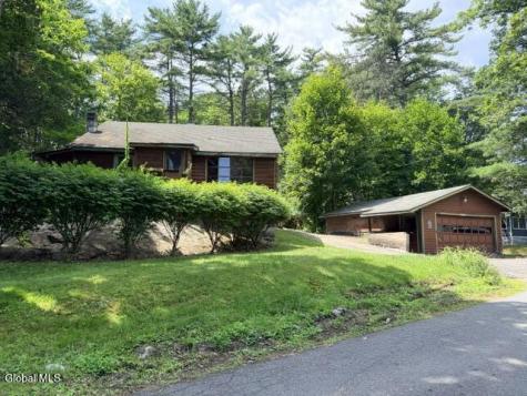 132 Seelye Road Queensbury NY 12804