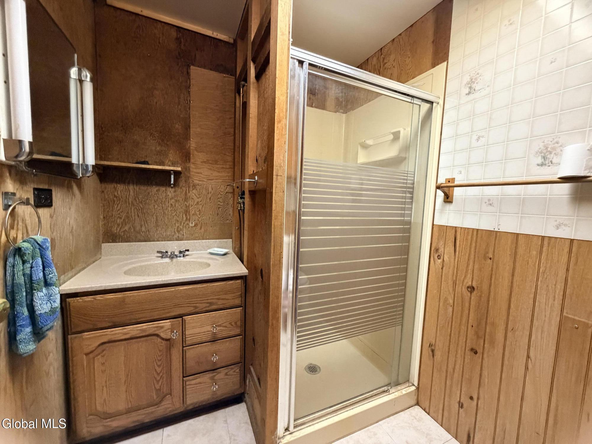 132 Seelye Road Queensbury NY 12804