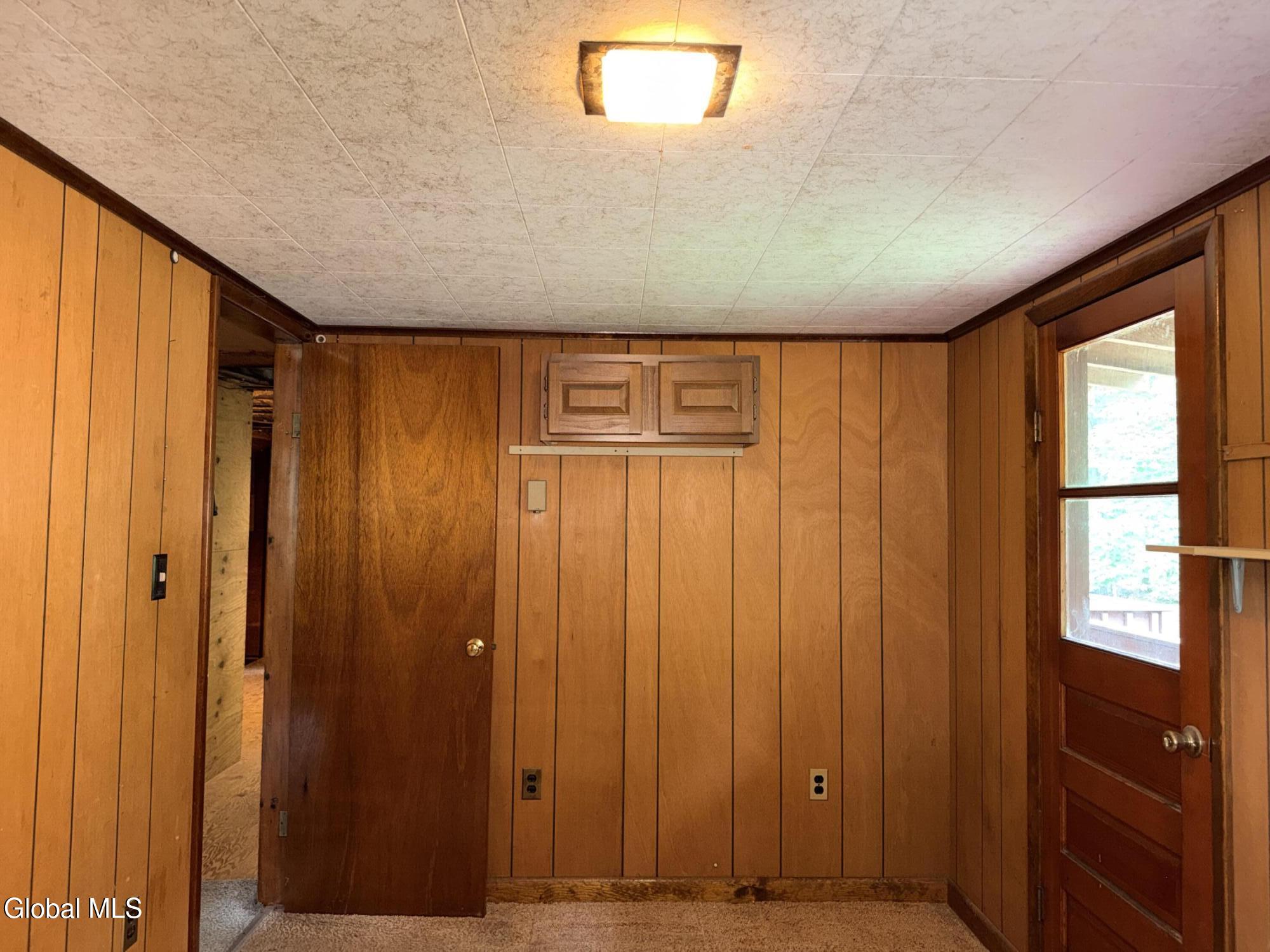132 Seelye Road Queensbury NY 12804