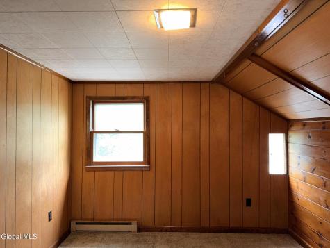 132 Seelye Road Queensbury NY 12804