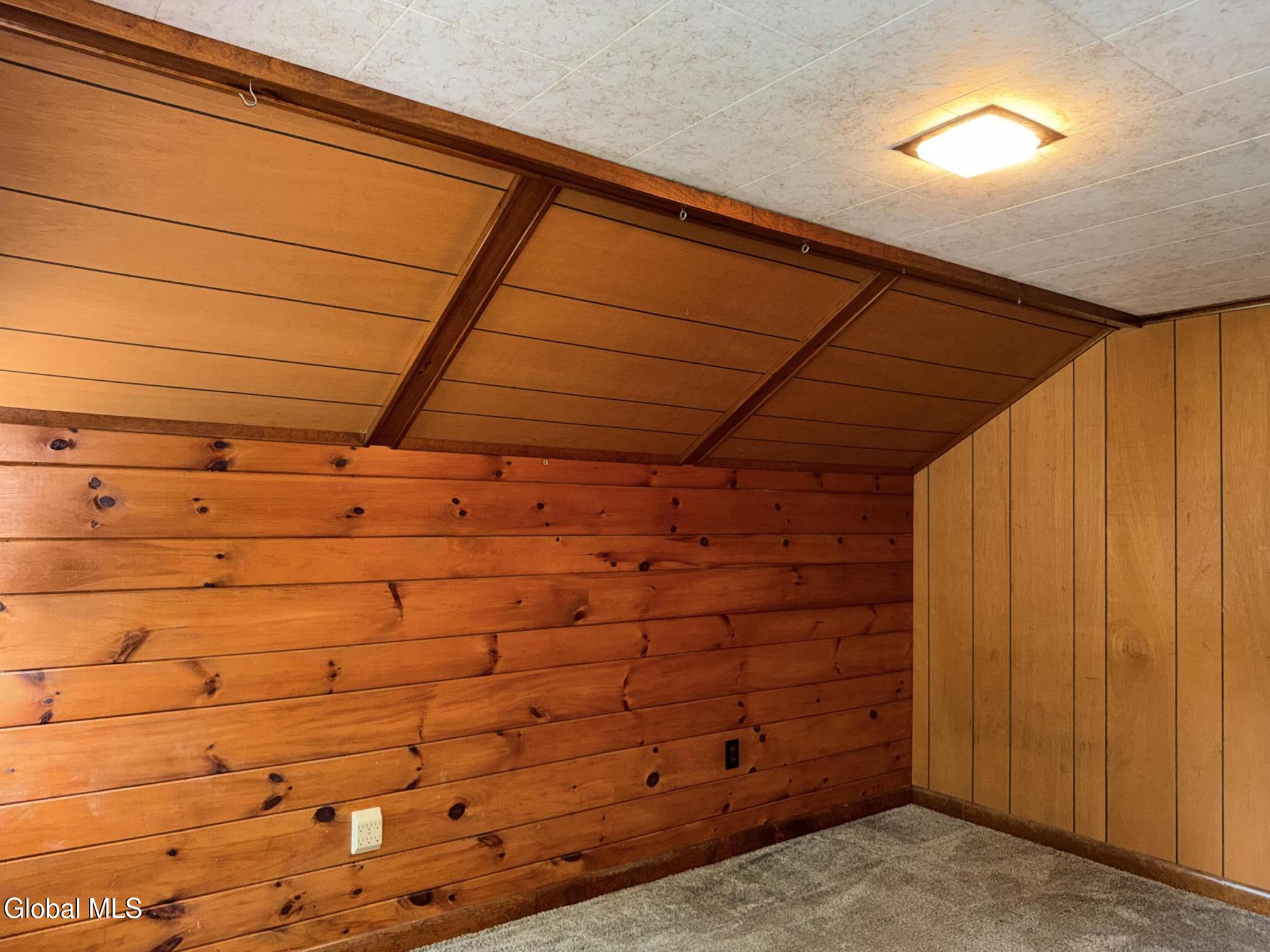 132 Seelye Road Queensbury NY 12804