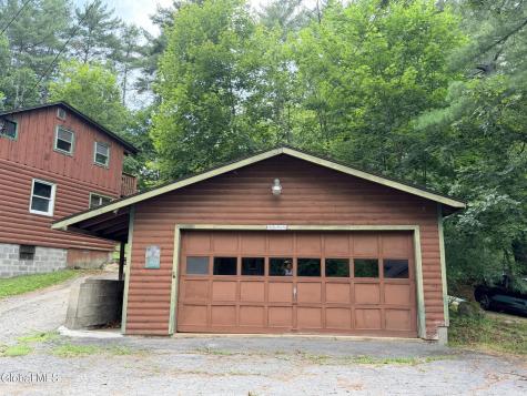 132 Seelye Road Queensbury NY 12804