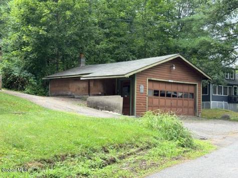 132 Seelye Road Queensbury NY 12804