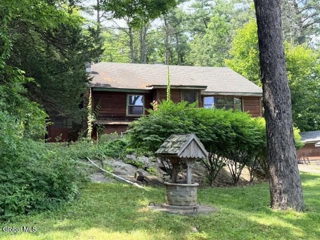 132 Seelye Road Queensbury NY 12804