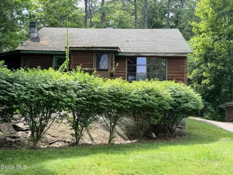 132 Seelye Road Queensbury NY 12804