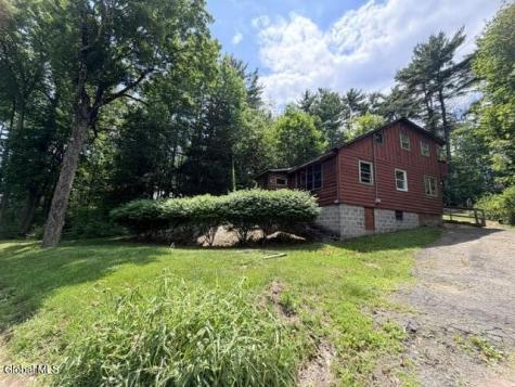 132 Seelye Road Queensbury NY 12804
