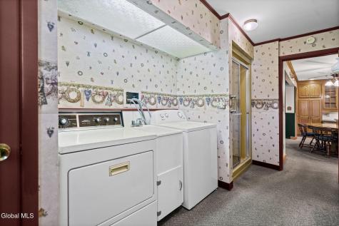 11 Weiser Street Glenmont NY 12077