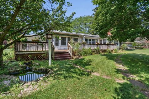 11 Weiser Street Glenmont NY 12077