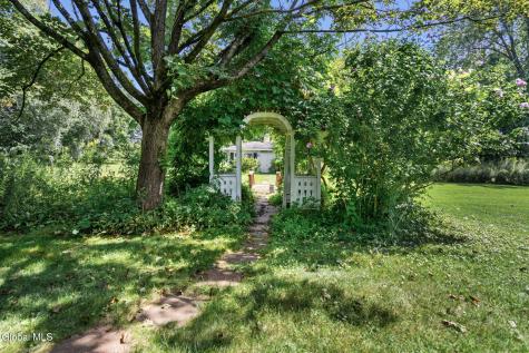 11 Weiser Street Glenmont NY 12077
