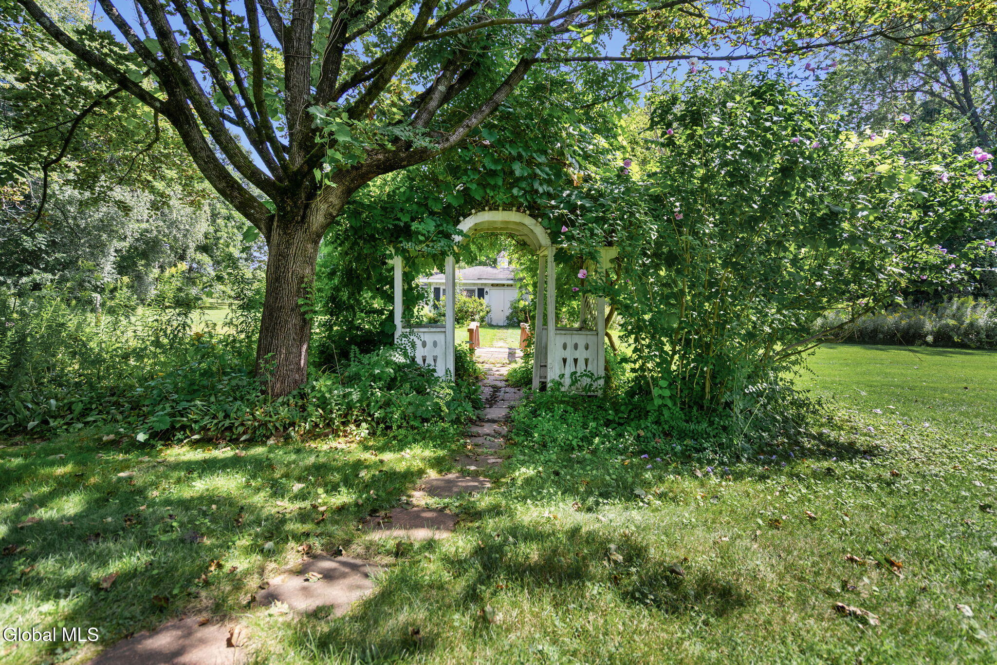11 Weiser Street Glenmont NY 12077
