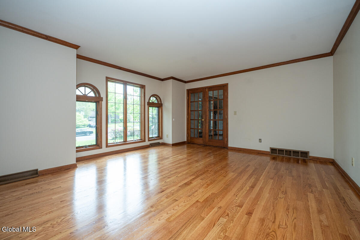 482 Spring Hollow Court Albany NY 12203