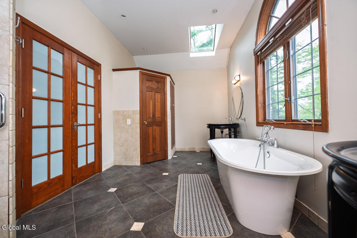 482 Spring Hollow Court Albany NY 12203