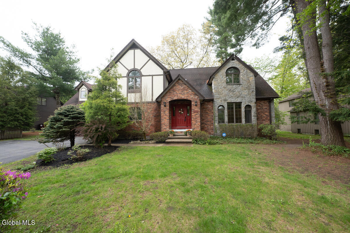 482 Spring Hollow Court Albany NY 12203