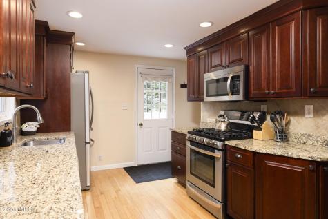17 Queen Diana Lane Queensbury NY 12804