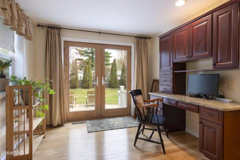 17 Queen Diana Lane Queensbury NY 12804