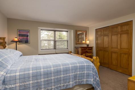 17 Queen Diana Lane Queensbury NY 12804