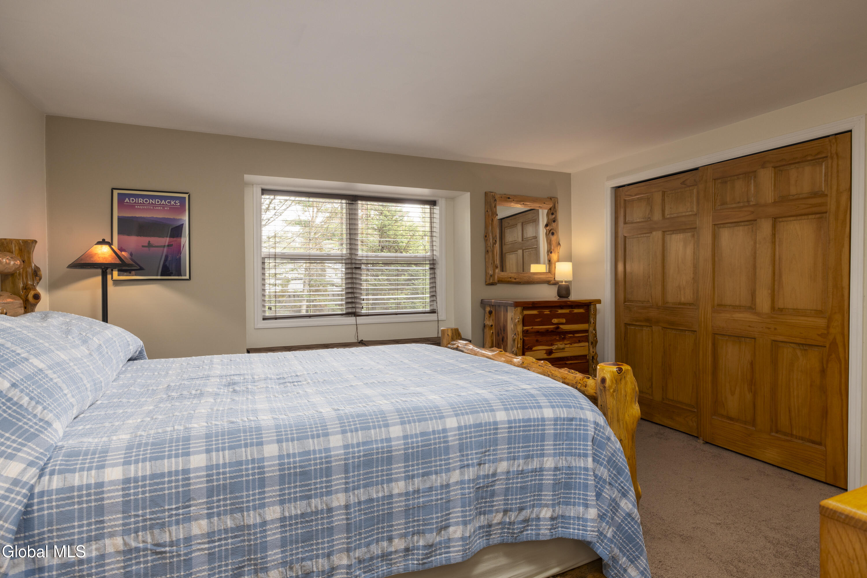 17 Queen Diana Lane Queensbury NY 12804