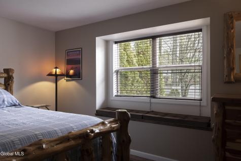 17 Queen Diana Lane Queensbury NY 12804