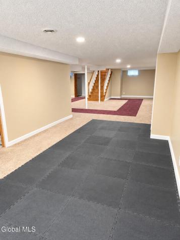 17 Queen Diana Lane Queensbury NY 12804