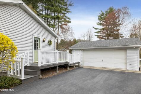 17 Queen Diana Lane Queensbury NY 12804