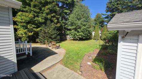 17 Queen Diana Lane Queensbury NY 12804