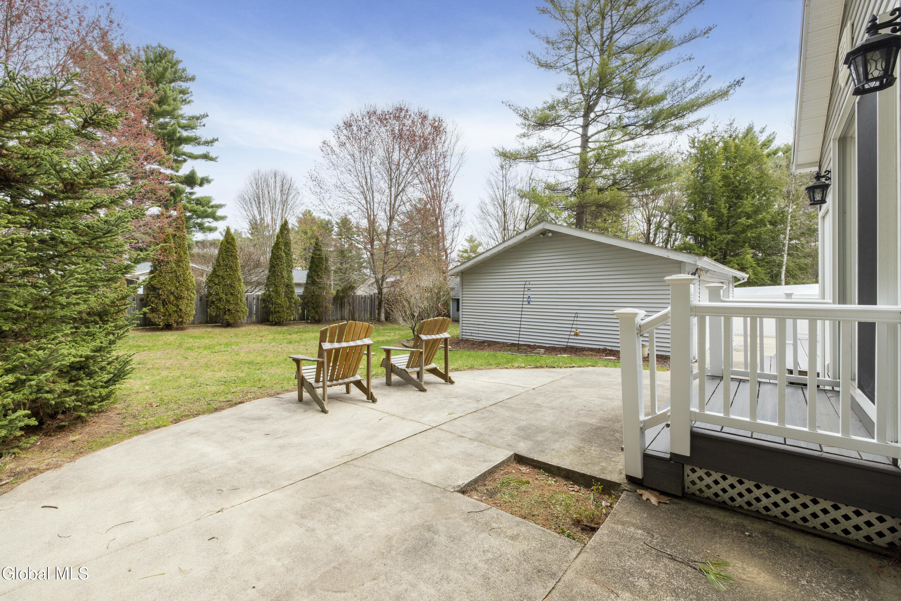 17 Queen Diana Lane Queensbury NY 12804