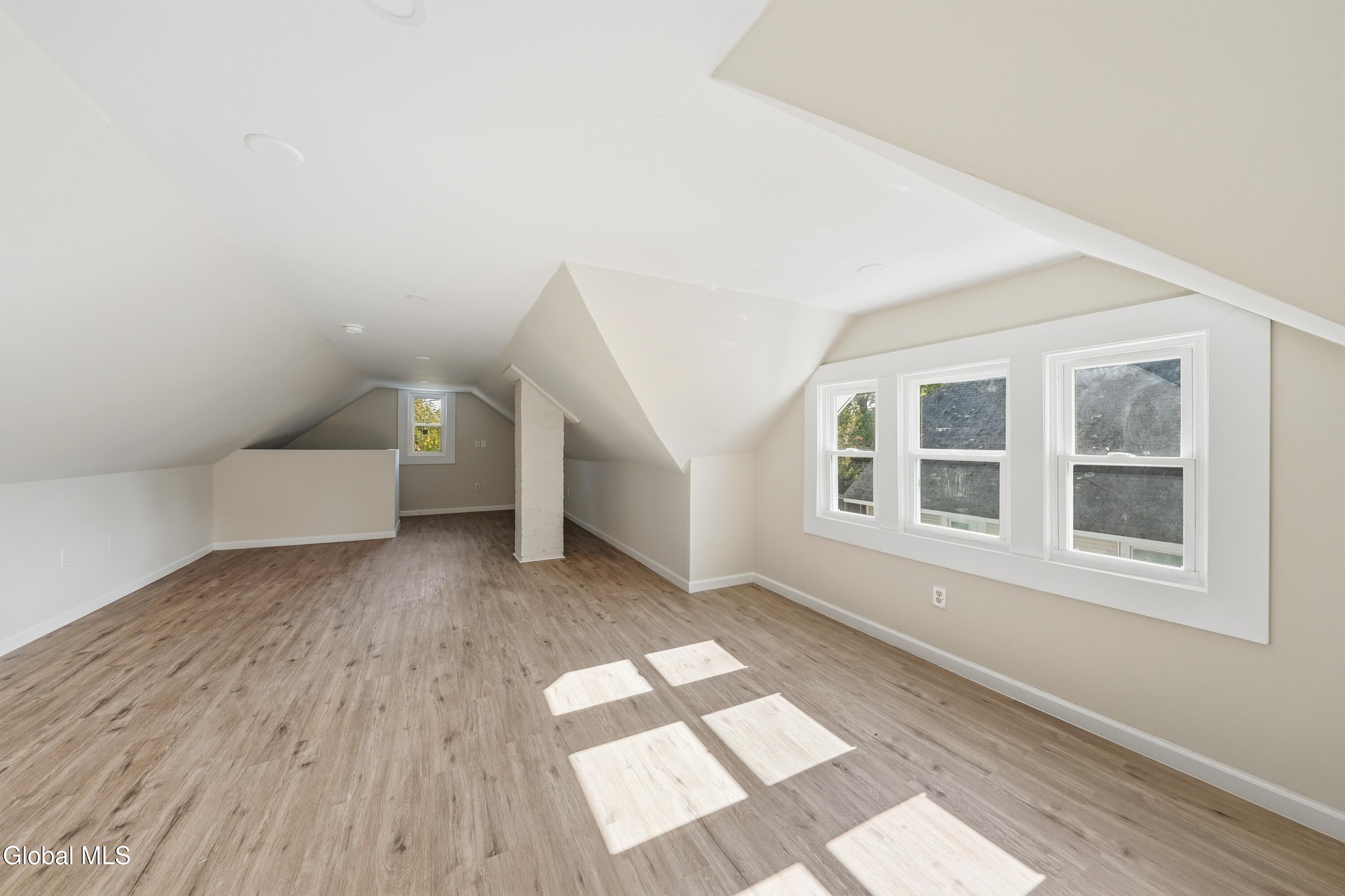 1512 Helderberg Avenue Rotterdam NY 12306
