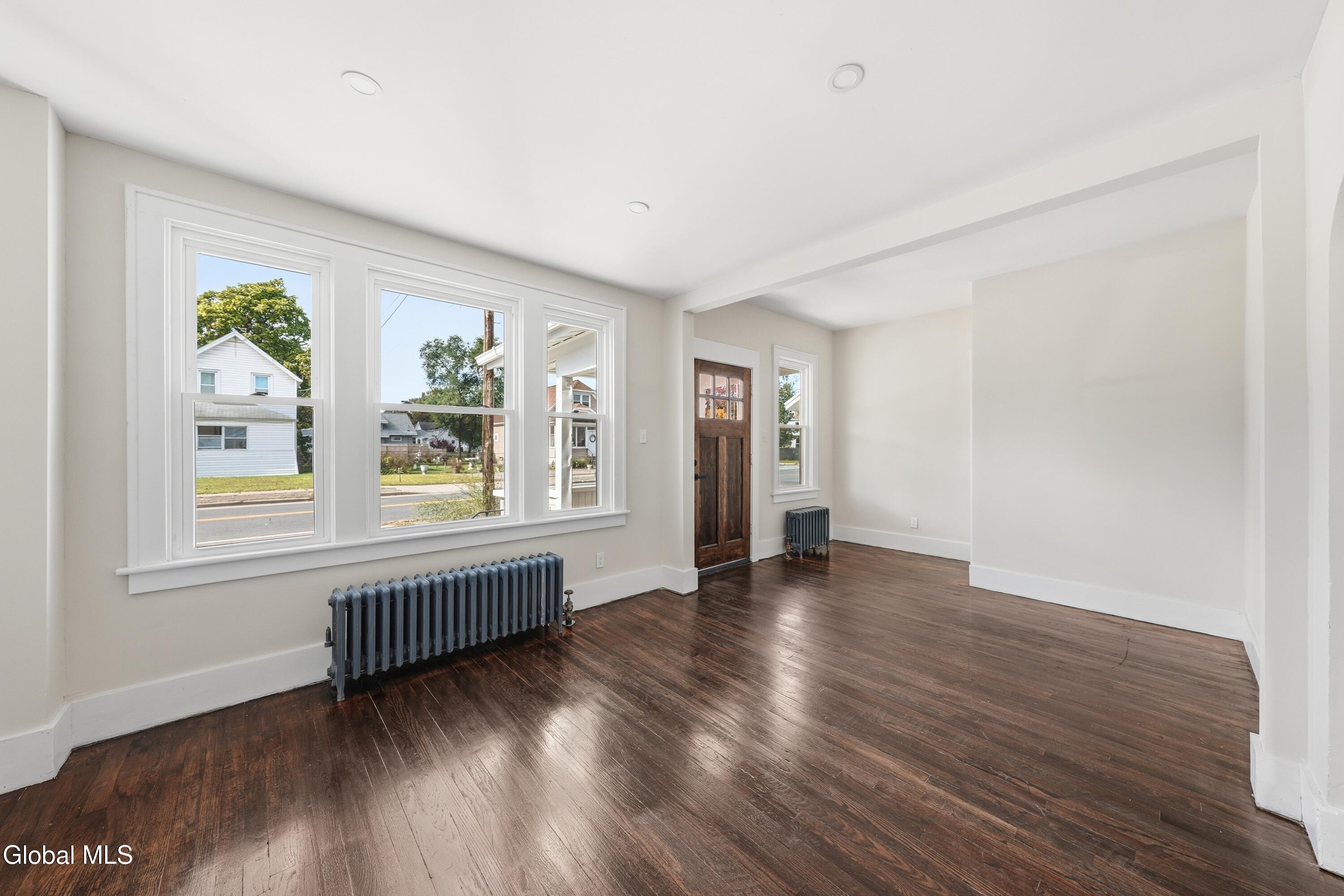1512 Helderberg Avenue Rotterdam NY 12306