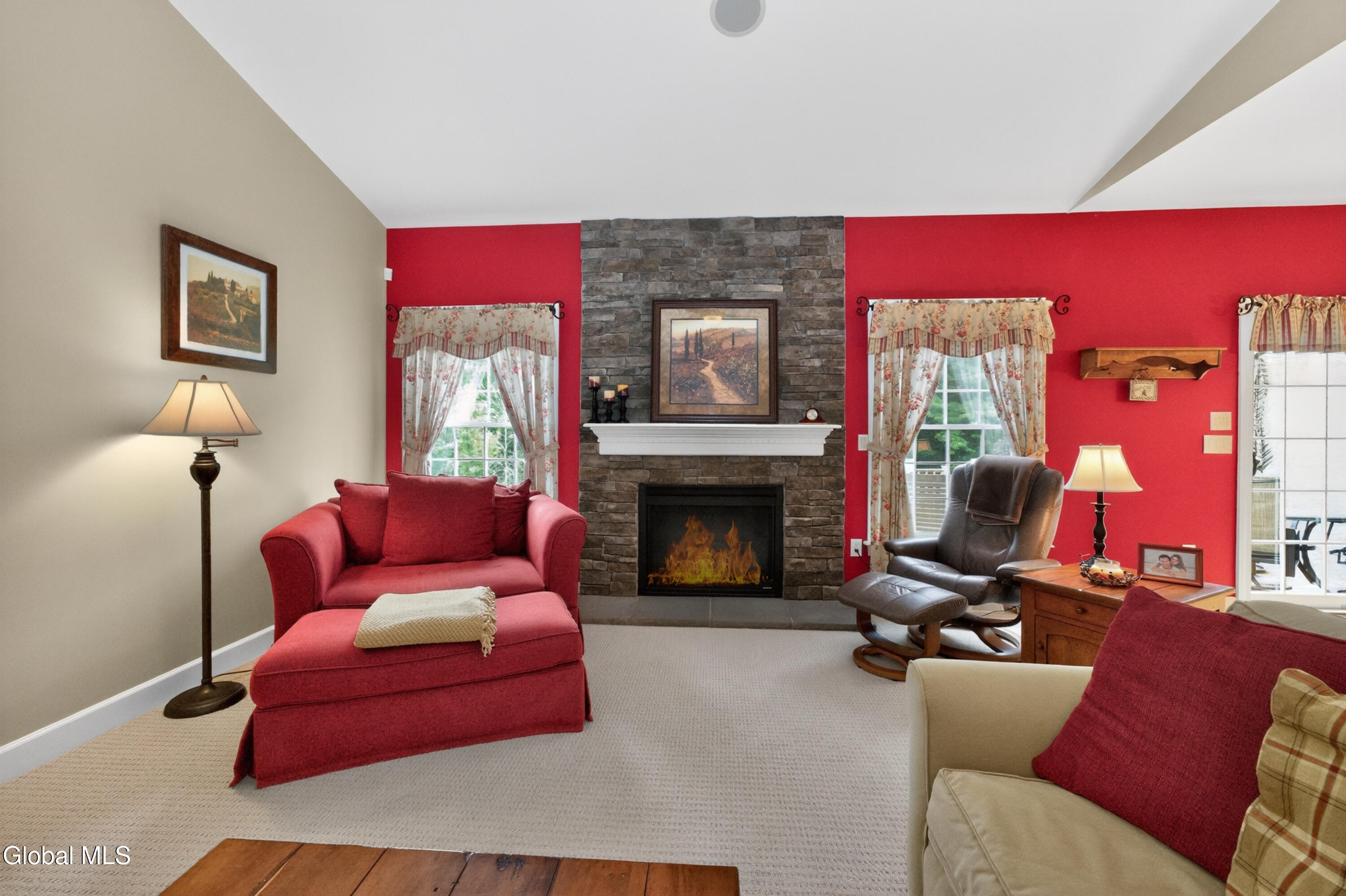 19 Addison Way Rexford NY 12148