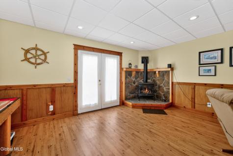 19 Addison Way Rexford NY 12148
