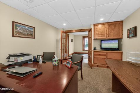 19 Addison Way Rexford NY 12148