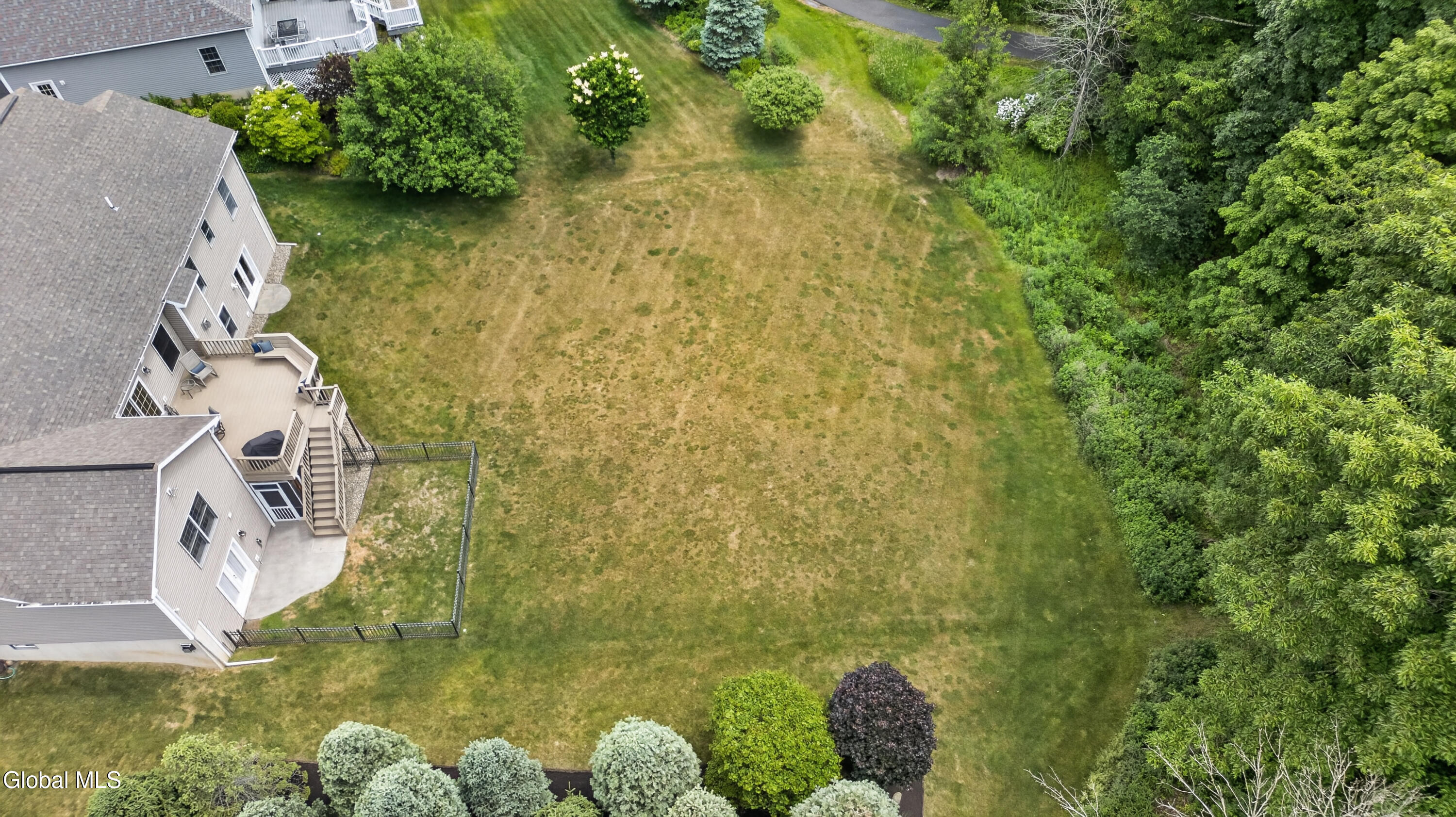 19 Addison Way Rexford NY 12148