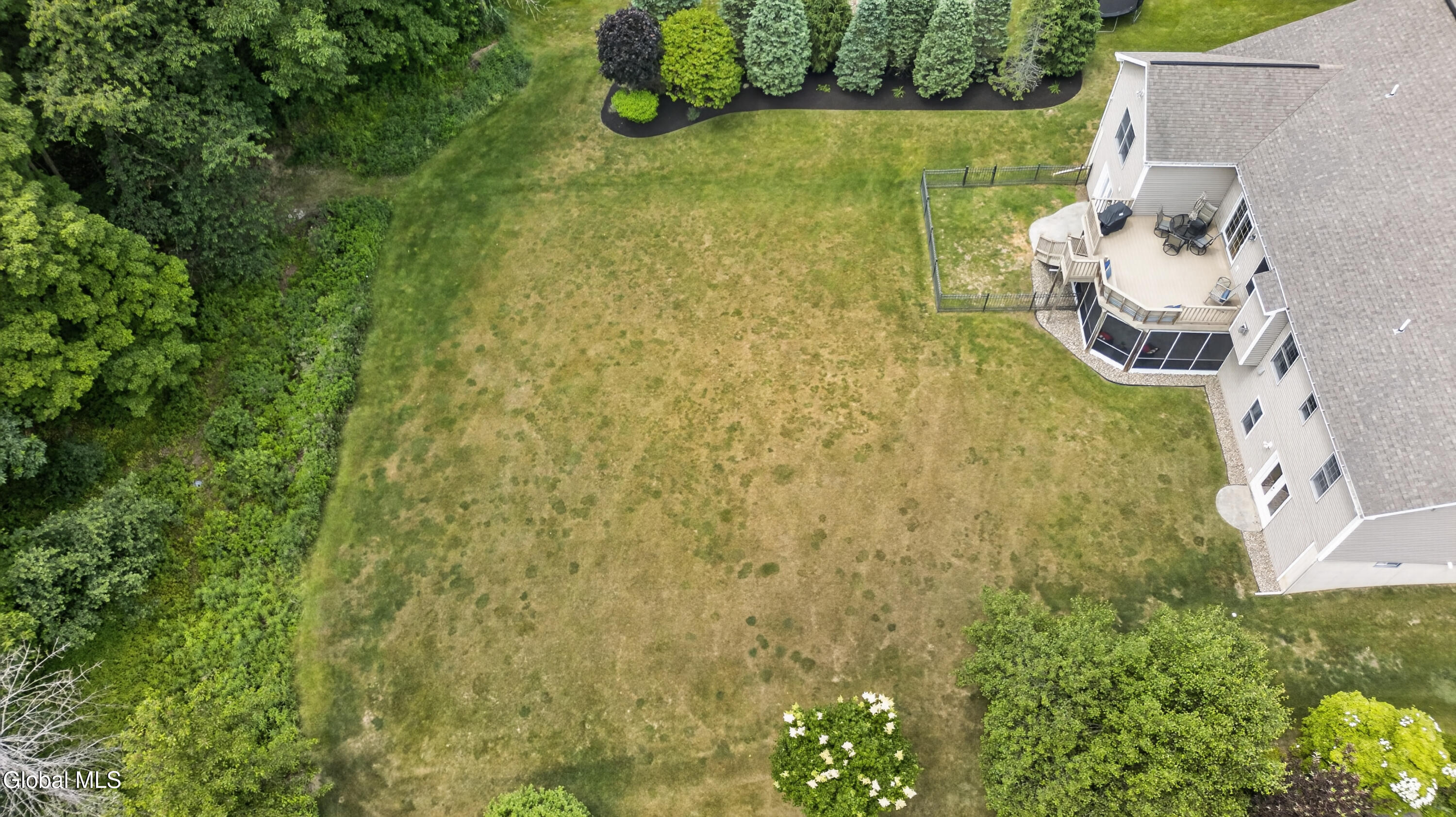 19 Addison Way Rexford NY 12148