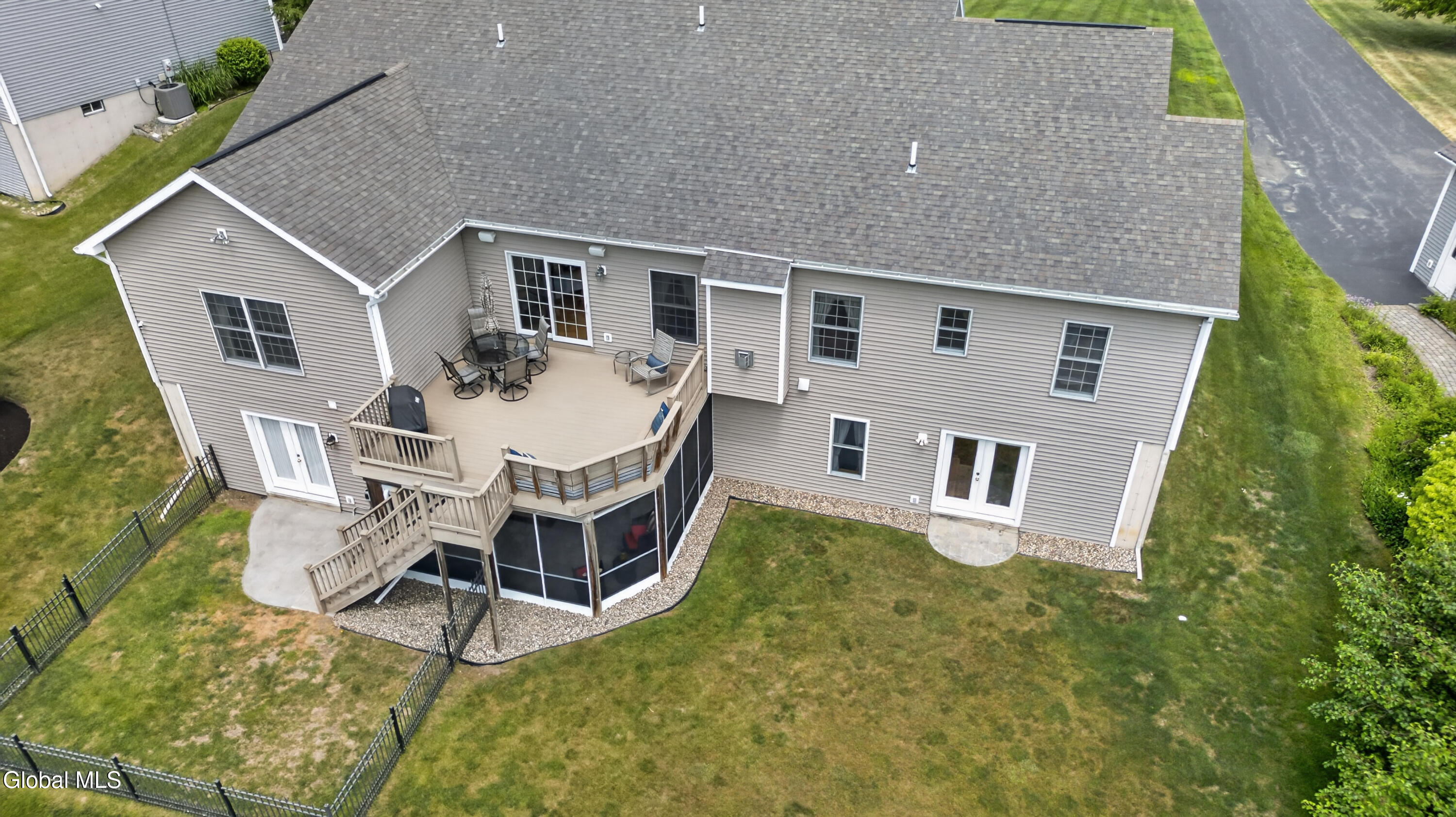 19 Addison Way Rexford NY 12148