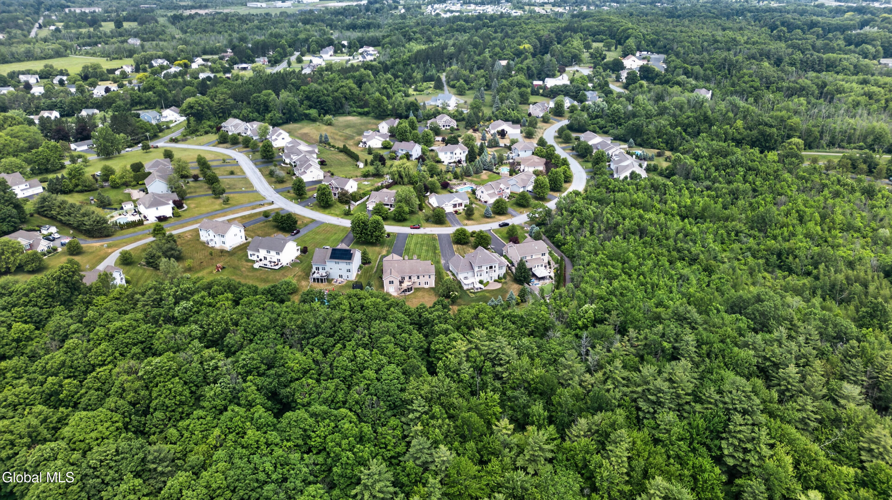 19 Addison Way Rexford NY 12148