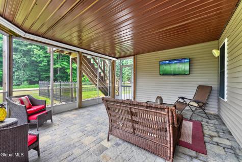 19 Addison Way Rexford NY 12148