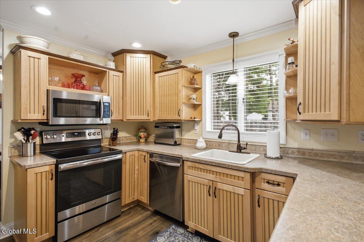 15 Jerome Lane South Glens Falls NY 12803