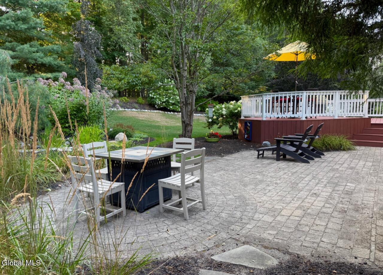14 Little Drive Malta NY 12020