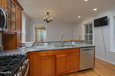 157 Spring Street Saratoga Springs NY 12866