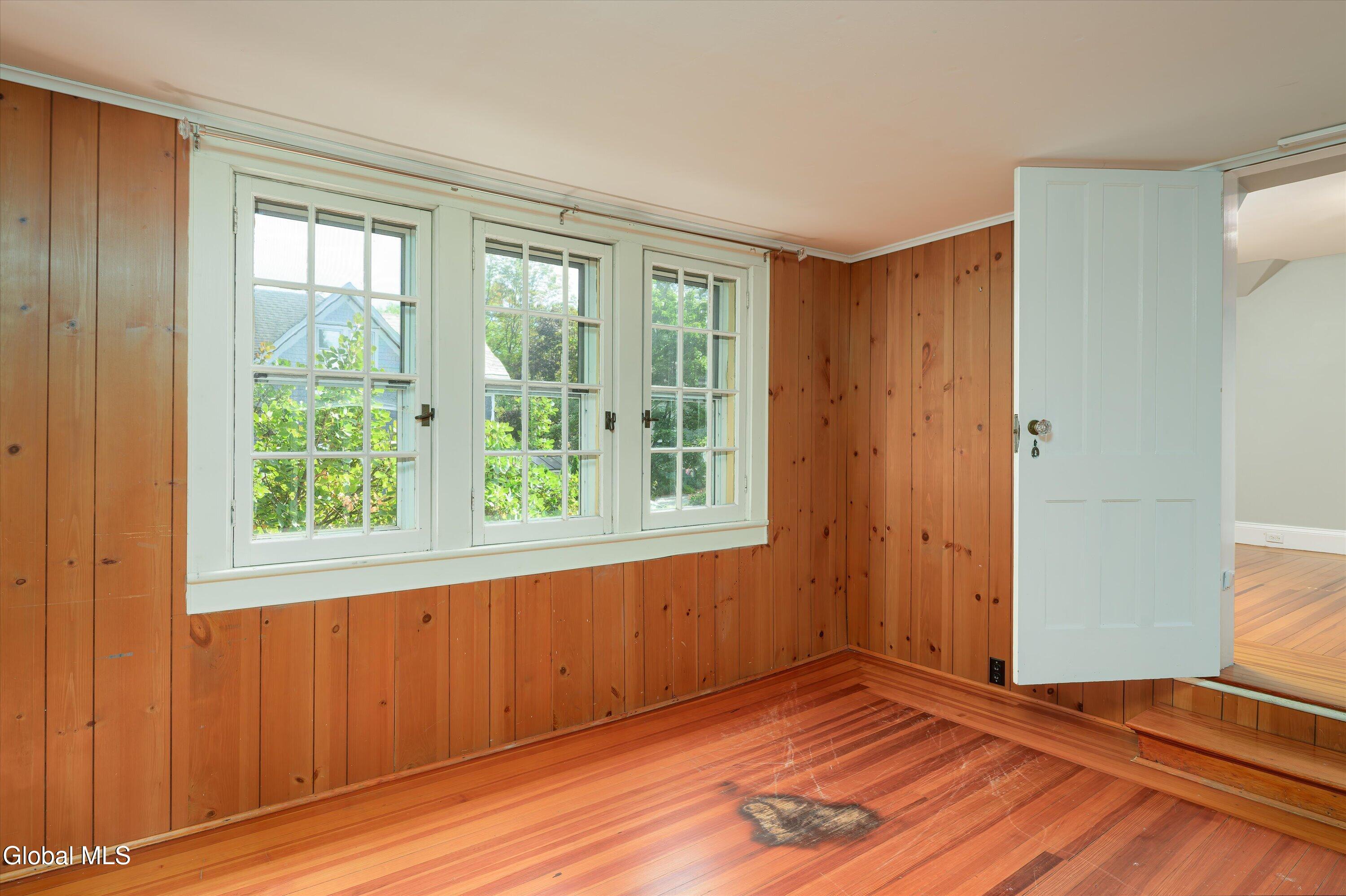 157 Spring Street Saratoga Springs NY 12866