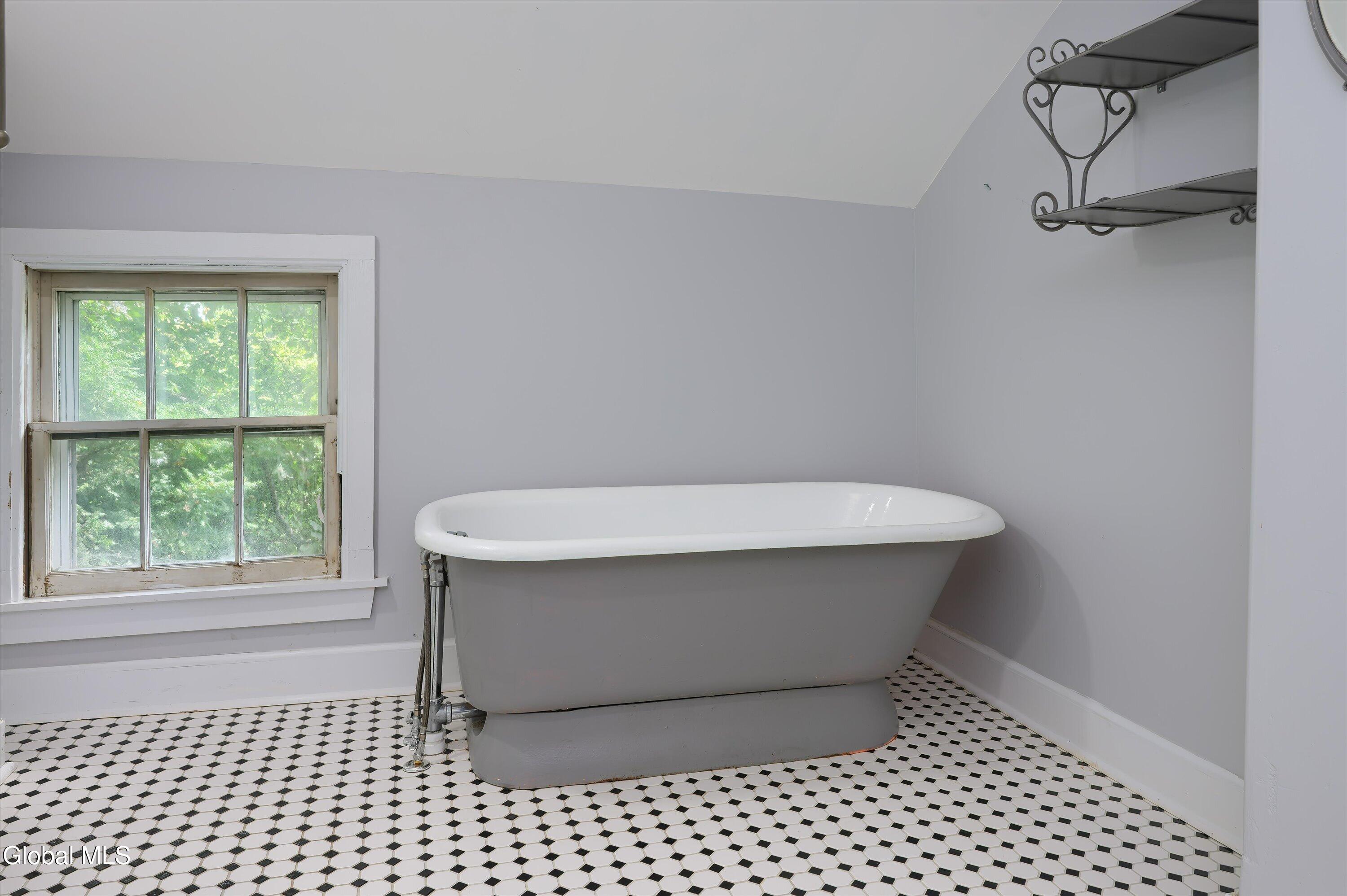 157 Spring Street Saratoga Springs NY 12866