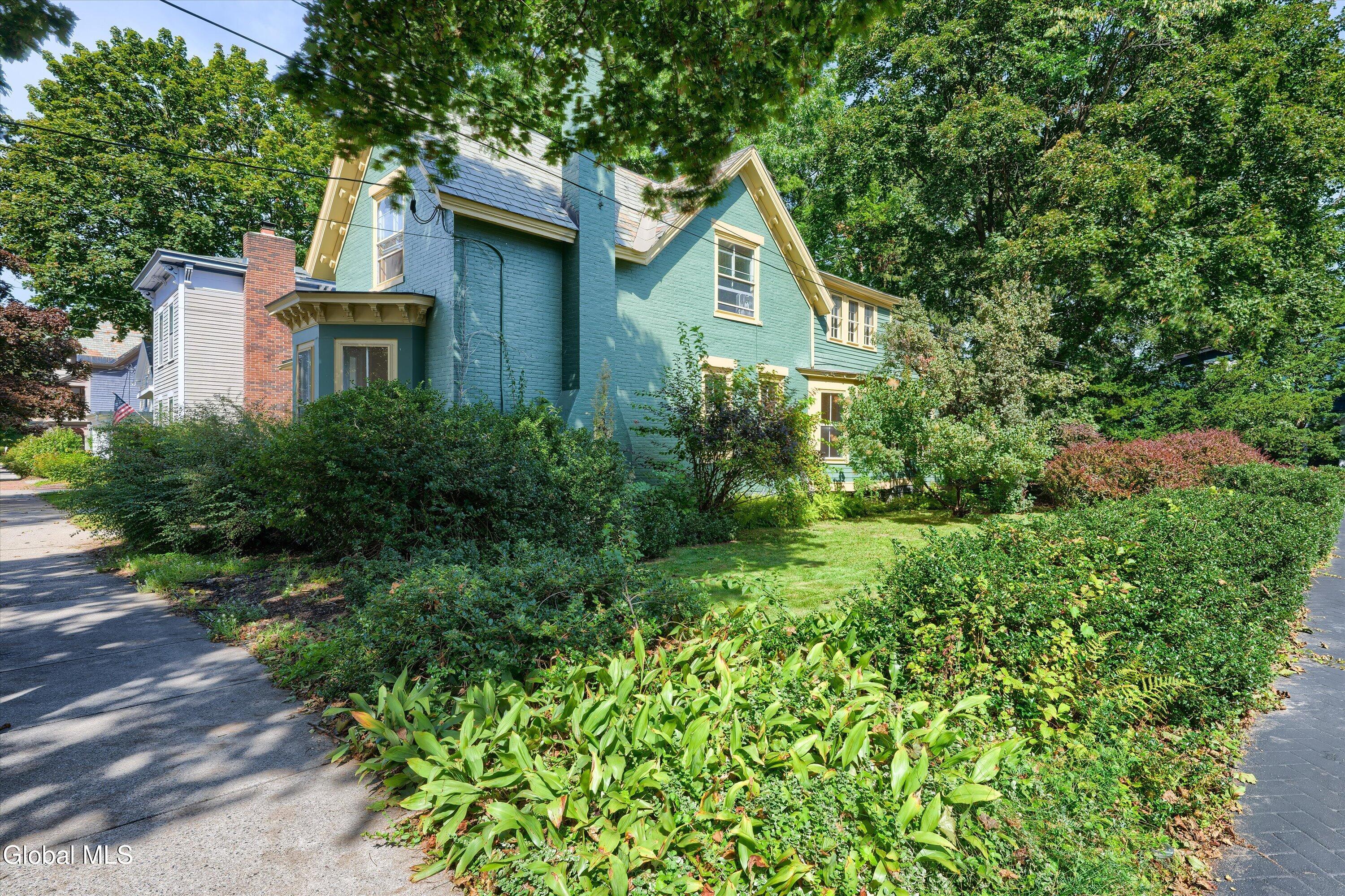 157 Spring Street Saratoga Springs NY 12866