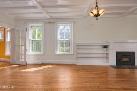 157 Spring Street Saratoga Springs NY 12866