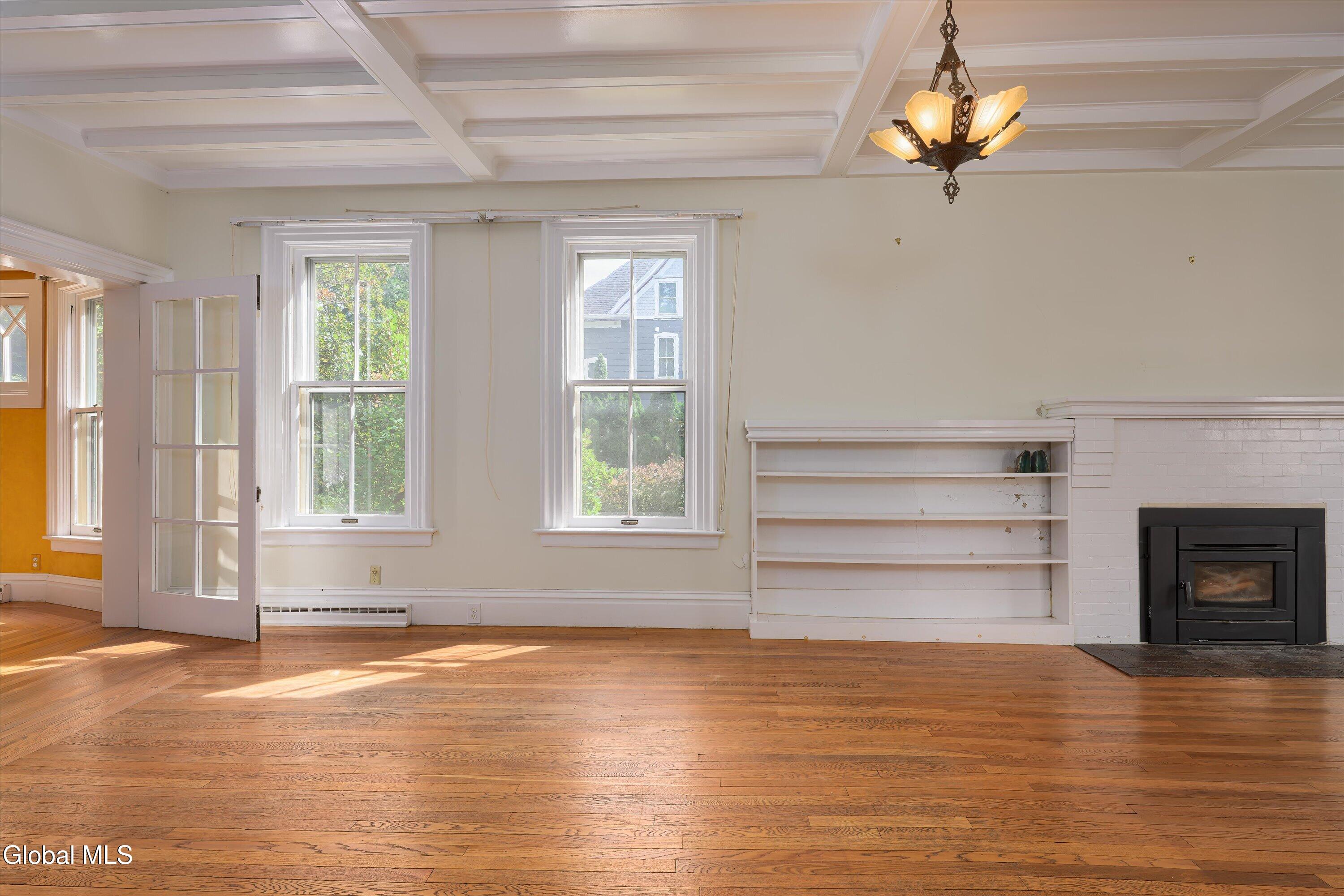 157 Spring Street Saratoga Springs NY 12866