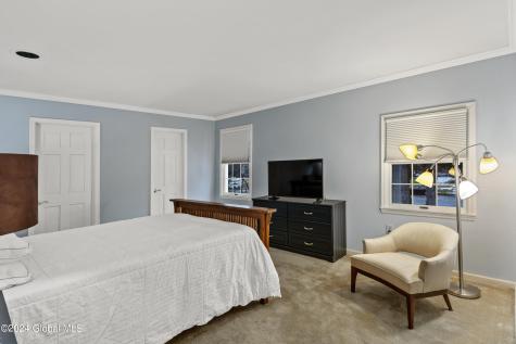 660 N Broadway Saratoga Springs NY 12866