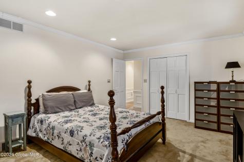 660 N Broadway Saratoga Springs NY 12866
