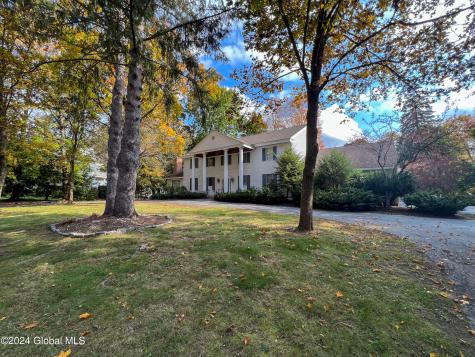 660 N Broadway Saratoga Springs NY 12866