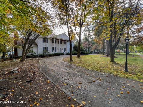 660 N Broadway Saratoga Springs NY 12866