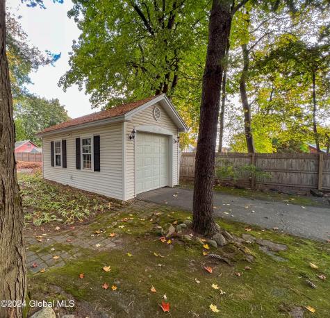 660 N Broadway Saratoga Springs NY 12866