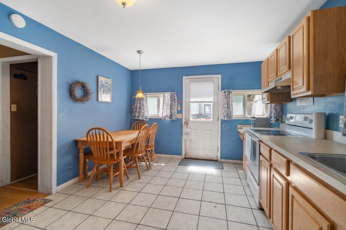 23 Western Avenue Ravena NY 12143